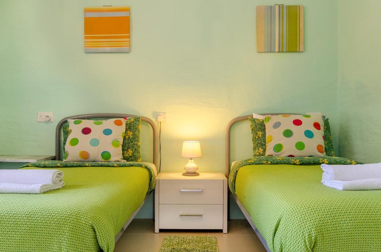 Bed and Breakfast Mizzi 87 Victoria Exterior foto